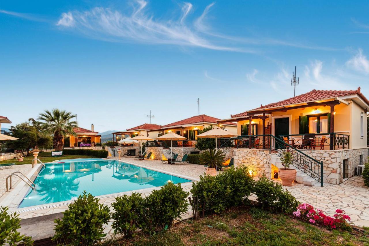 Dukes Poolside Houses ปาราลีอออัสตรอช ภายนอก รูปภาพ