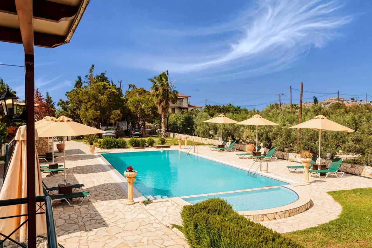 Dukes Poolside Houses ปาราลีอออัสตรอช ภายนอก รูปภาพ
